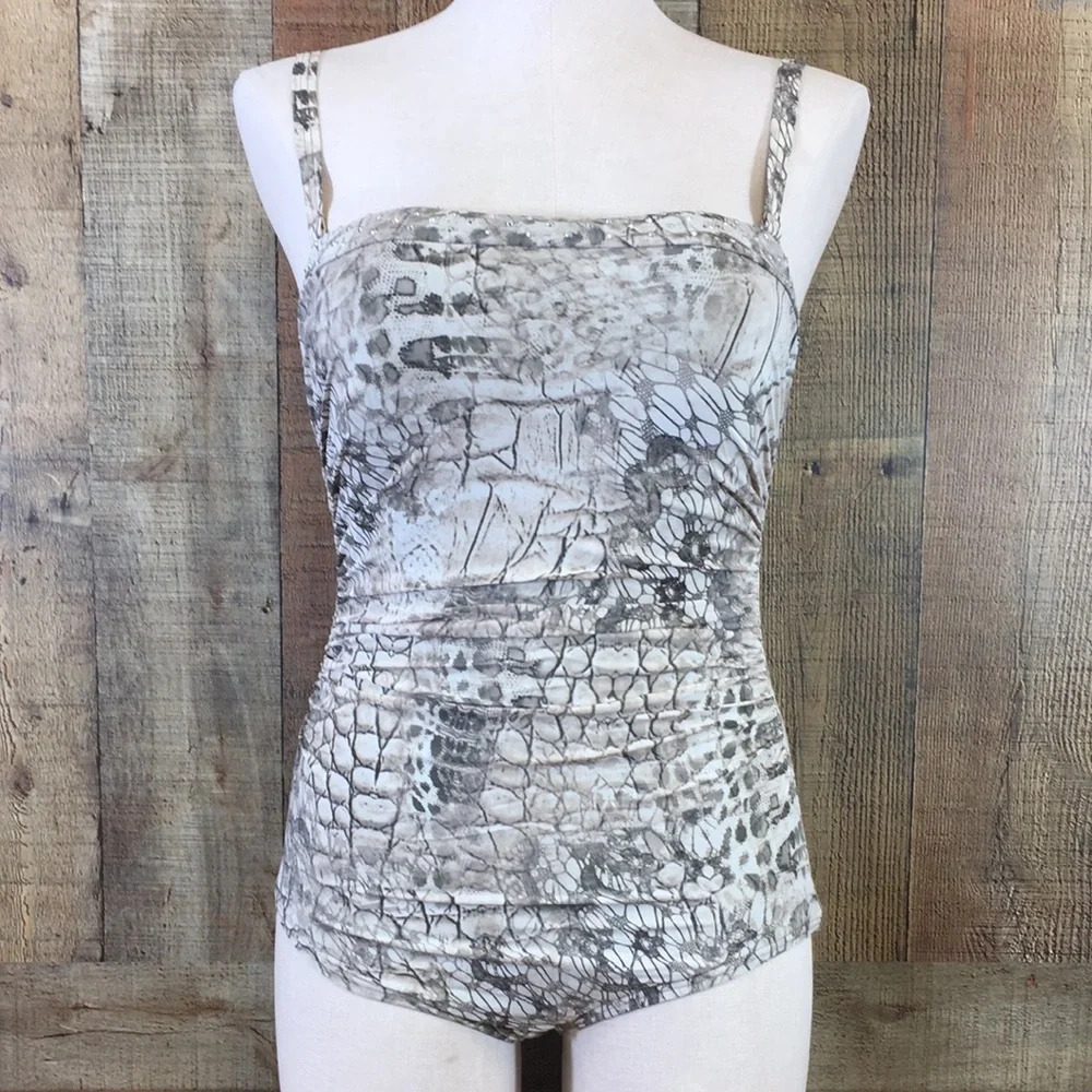Contours by Coco Reef Jasper Bandeau One Piece Swimsuit Womens 6 Cocodrilo